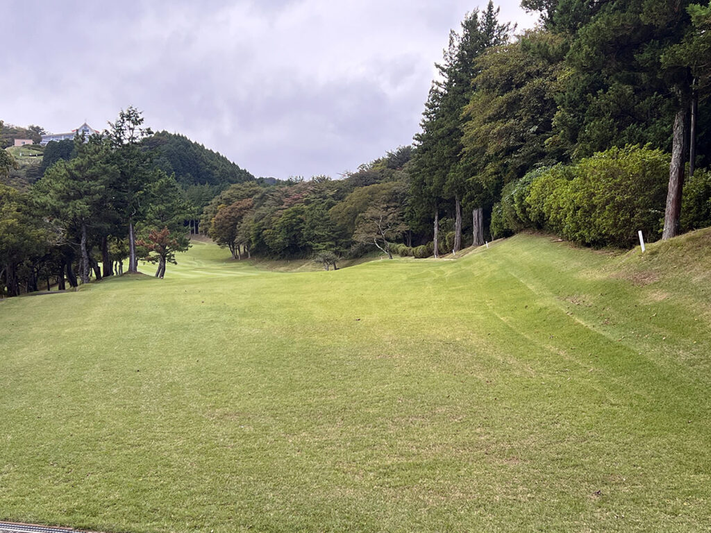 【体験記】小田原城カントリー俱楽部｜相模湾を望む天空のゴルフ場の戦略は？！