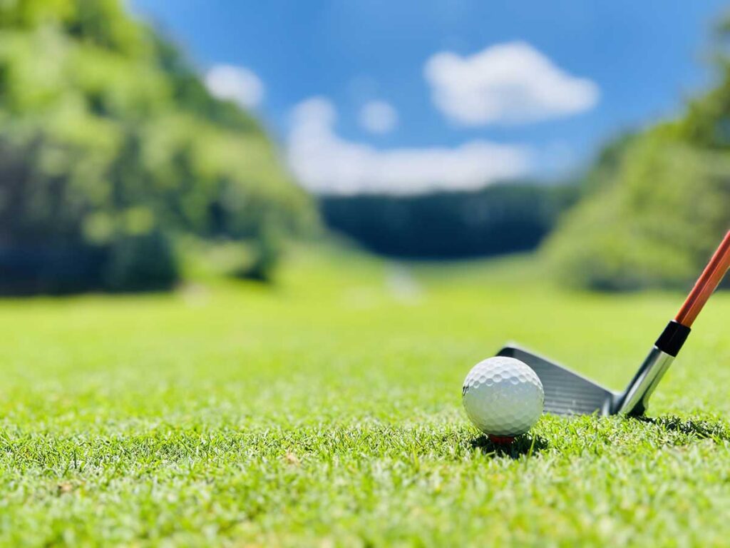 ゴルフが難しい本当の理由｜止まっている球なのに当たらないのはなぜ？