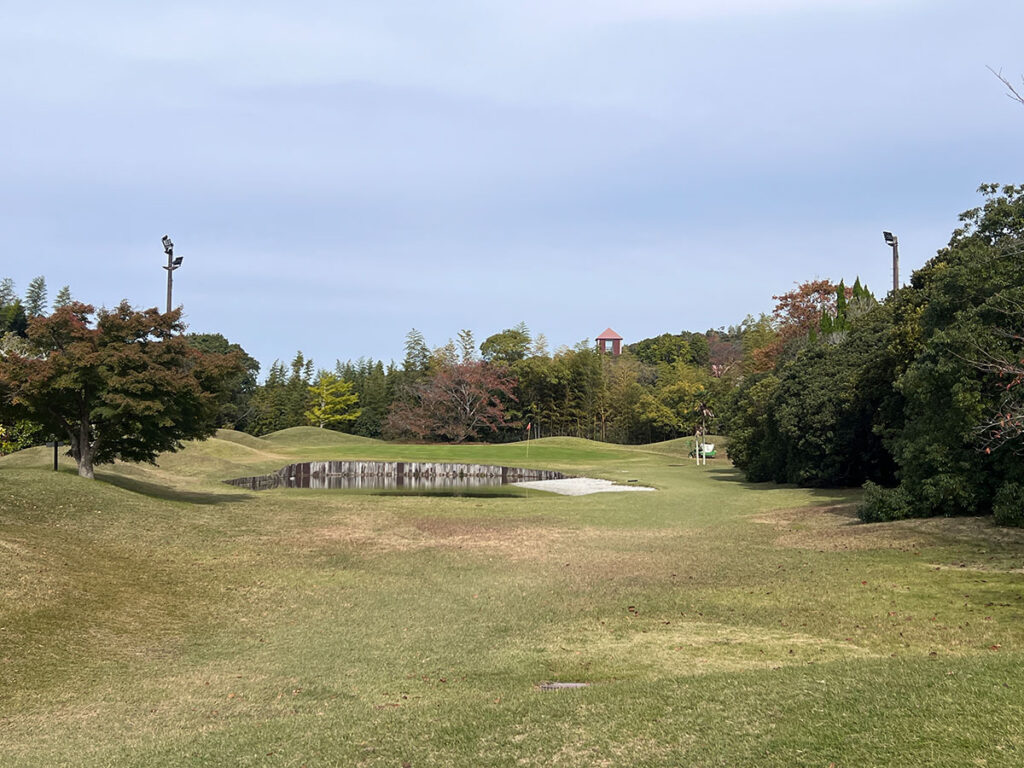 ショートコースで100ヤード以内を徹底練習| サンライズゴルフクラブへ