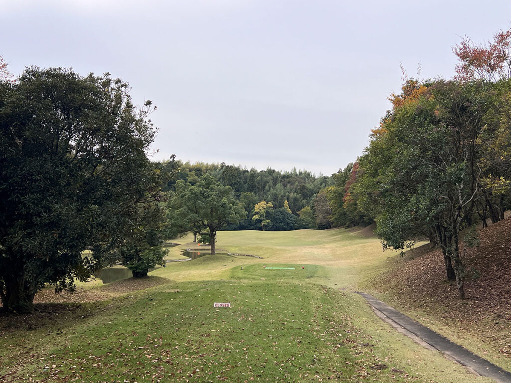 ショートコースで100ヤード以内を徹底練習| サンライズゴルフクラブへ