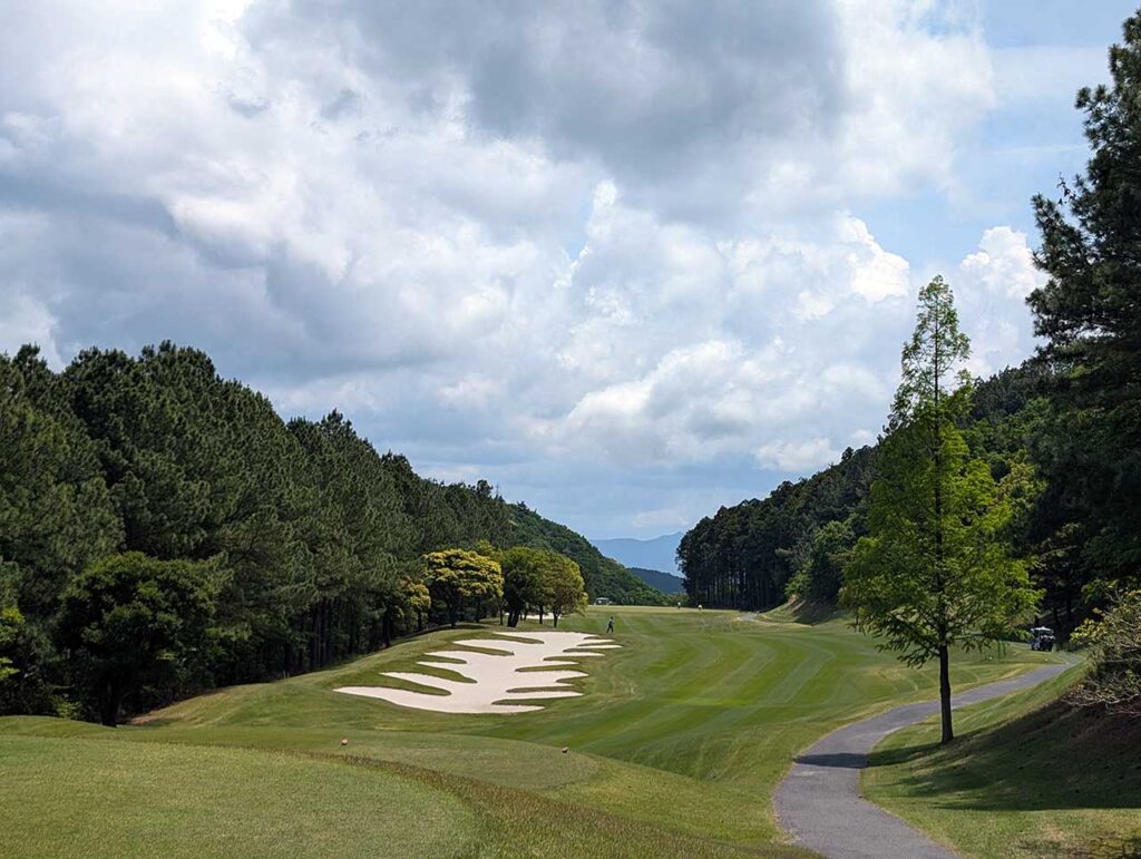 有田リソルゴルフクラブでのラウンドは、ショットが安定せずグリーンが難しく苦戦